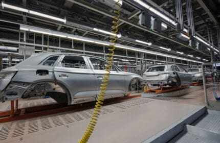 Automotive plant assembly line